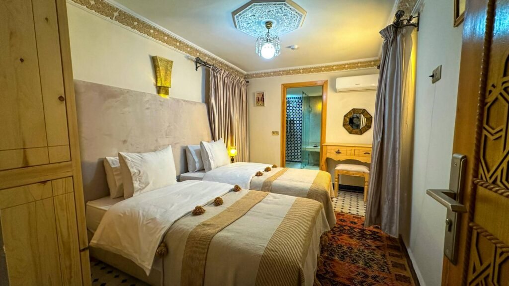 dar-magic-fes-double-twin-room-bed